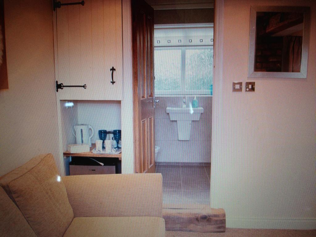 The Beeches Bed & Breakfast Wansford  Стая снимка